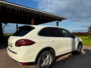 2011 Porsche Cayenne II (958), белый, 2000000 рублей, вид 4
