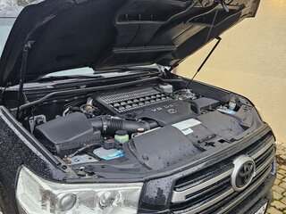 2016 Toyota Land Cruiser 200 Series Рестайлинг 2, чёрный, 5500000 рублей, вид 1