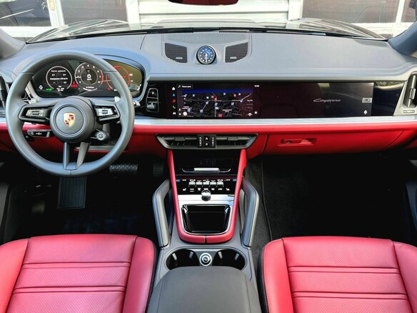 2025 Porsche Cayenne Coupé III Рестайлинг, чёрный - вид 29