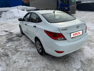 2012 Hyundai Solaris I, белый, 790000 рублей, вид 4