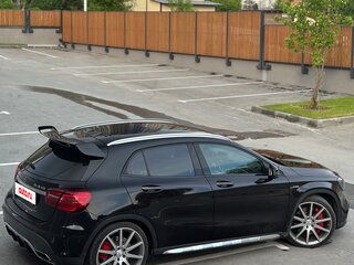 2017 Mercedes-Benz GLA AMG 45 AMG I (X156) Рестайлинг, чёрный, 3480000 рублей, вид 4