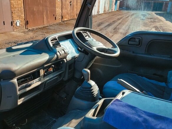 1995 Isuzu Elf (N-series), белый, 690000 рублей - вид 5