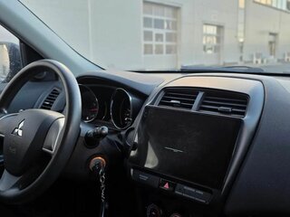 2017 Mitsubishi ASX I Рестайлинг 2, белый, 1198000 рублей, вид 3