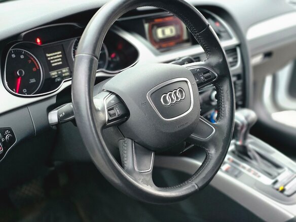2014 Audi A4 IV (B8) Рестайлинг, белый, 1250000 рублей - вид 8