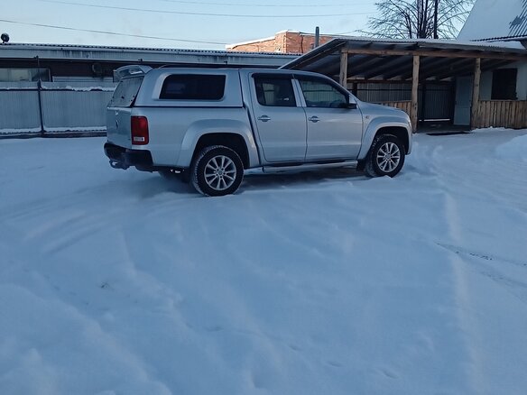 2010 Volkswagen Amarok I, серебристый, 1470000 рублей - вид 3