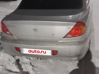 2006 Kia Spectra I Рестайлинг 2, серебристый, 280000 рублей, вид 4
