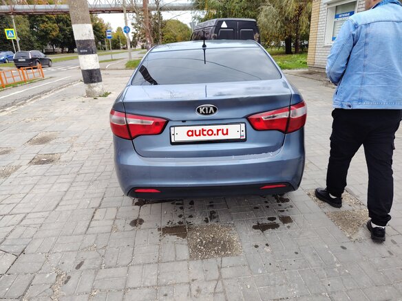 2014 Kia Rio 5-speed III, голубой, 450000 рублей - вид 5
