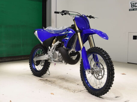 2025 Yamaha YZ250, синий, 900000 рублей, вид 3