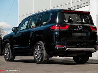 2025 Toyota Land Cruiser 300 Series, чёрный, 15990000 рублей, вид 3