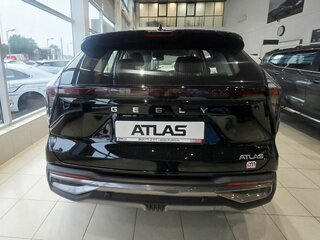 2026 Geely Atlas II, чёрный, 4119990 рублей, вид 4