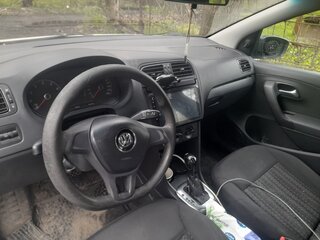 2019 Volkswagen Polo V Рестайлинг, белый, 600000 рублей, вид 5