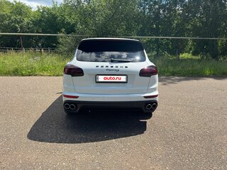 2016 Porsche Cayenne S Diesel II Рестайлинг (958), белый, 5800000 рублей, вид 5