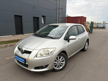 Toyota Auris I