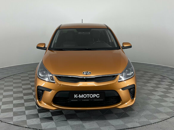 2019 Kia Rio IV, оранжевый, 1420000 рублей - вид 1