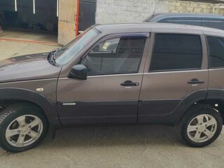 2014 Chevrolet Niva I Рестайлинг, коричневый, 500000 рублей, вид 4