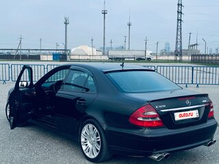 2007 Mercedes-Benz E-Класс 200 III (W211, S211) Рестайлинг, чёрный, 1200000 рублей, вид 3