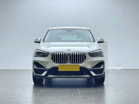 2022 BMW X1 Long 20Li sDrive II (F48) Рестайлинг, белый, 2390000 рублей, вид 2