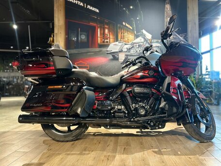 2022 Harley-Davidson CVO Road Glide Limited, пурпурный, 3450000 рублей, вид 1
