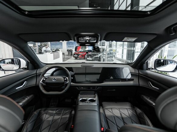 2025 Changan CS75 Plus IV, белый, 4339900 рублей - вид 6