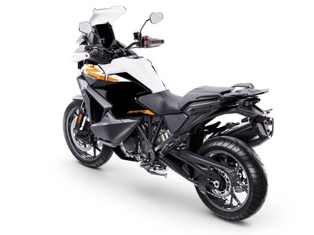 2026 KTM 1390 Super Adventure, чёрный, 2600000 рублей, вид 4