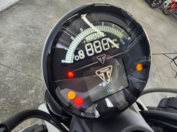 2024 Triumph Scrambler, красный, 1339000 рублей - вид 6