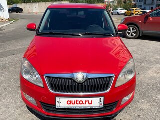 2010 Skoda Fabia II Рестайлинг, красный, 400000 рублей, вид 2