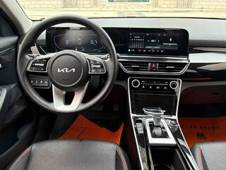 2023 Kia Seltos I Рестайлинг, белый, 1750000 рублей, вид 2