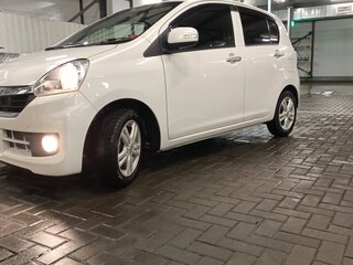 2016 Toyota Pixis Epoch I, белый, 850000 рублей, вид 1