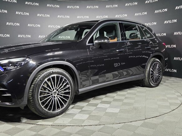 2025 Mercedes-Benz GLC 300 II (X254), чёрный