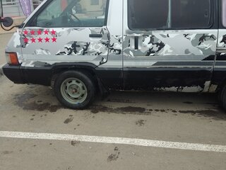1985 Toyota Town Ace II Рестайлинг, серый, 245000 рублей, вид 3