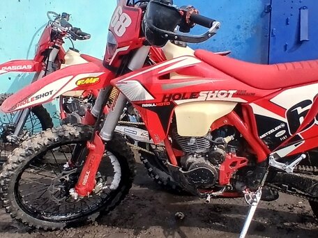 2024 Regulmoto Holeshot, красный, 220000 рублей, вид 2