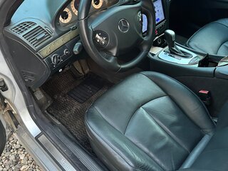 2003 Mercedes-Benz E-Класс 320 III (W211, S211), серебристый, 1550000 рублей, вид 5