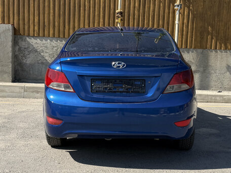 2011 Hyundai Solaris I, синий, 700000 рублей, вид 5