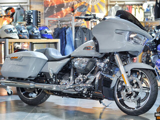 2024 Harley-Davidson Road Glide Special, серебристый, 4100000 рублей, вид 4