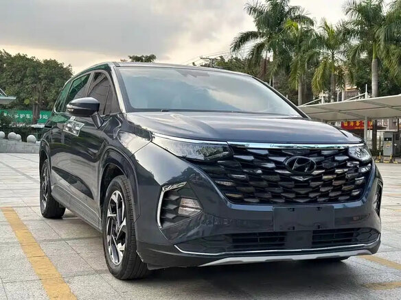 2025 Hyundai Custo I Рестайлинг, чёрный, 2600000 рублей - вид 2