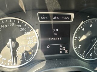 2013 Mercedes-Benz A-Класс 180 III (W176), красный, 1200000 рублей, вид 5