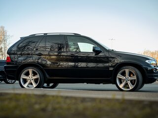 2004 BMW X5 4.8is I (E53) Рестайлинг, чёрный, 5500000 рублей, вид 3
