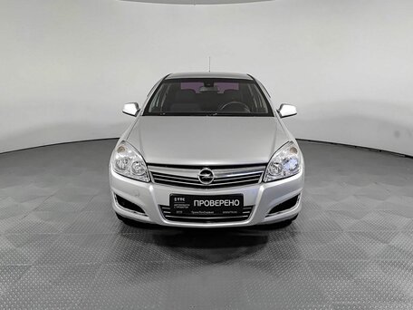 2011 Opel Astra H Рестайлинг, серебристый, 285000 рублей, вид 2