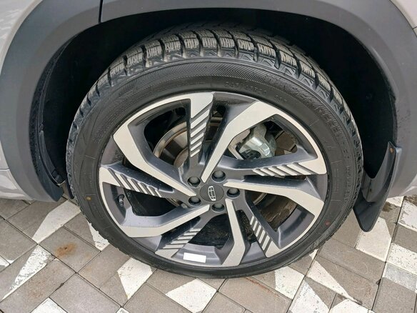 2024 Geely Monjaro I, серый, 3375000 рублей - вид 9