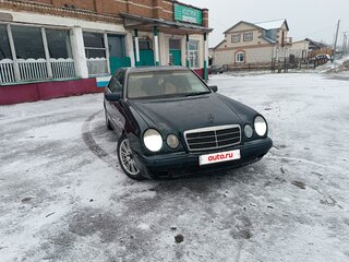 1996 Mercedes-Benz E-Класс 200 II (W210, S210), синий, 400000 рублей, вид 3