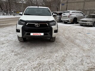 2017 Toyota Hilux VIII, белый, 3300000 рублей, вид 3