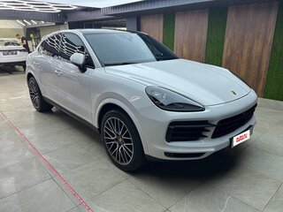 2021 Porsche Cayenne III, белый, 9000000 рублей, вид 3