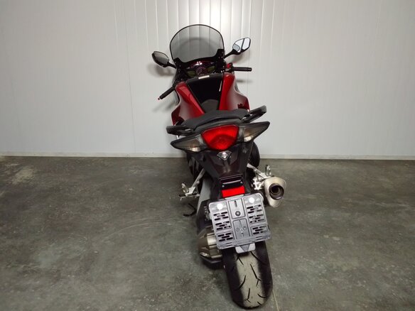 2011 Honda VFR 1200, красный, 669000 рублей - вид 7