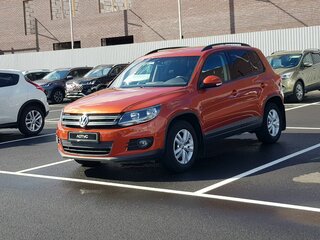 2016 Volkswagen Tiguan I Рестайлинг, оранжевый, 1599000 рублей, вид 2