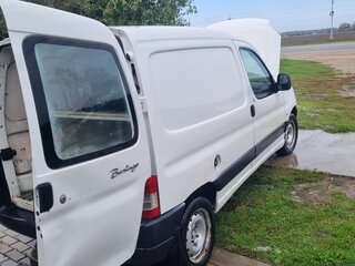 2011 Citroen Berlingo I Рестайлинг, белый, 370000 рублей, вид 2