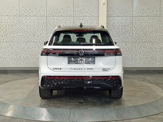 2025 Volkswagen Tiguan L Pro III (China Market), белый, 4200000 рублей, вид 4
