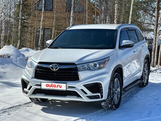 2015 Toyota Highlander III (XU50), белый, 3000000 рублей, вид 2