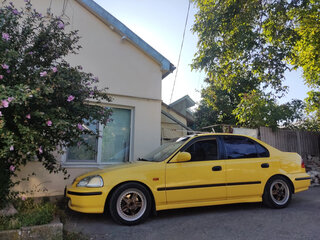 1998 Honda Civic VI Рестайлинг, жёлтый, 500000 рублей, вид 3