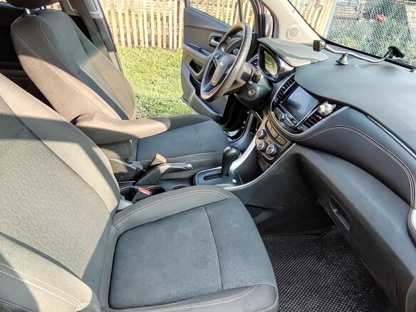 2020 Chevrolet Trax I Рестайлинг, чёрный, 1790000 рублей - вид 5