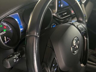 2018 Toyota C-HR I, белый, 2900000 рублей, вид 4